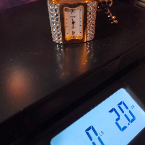 Vintage Timex Rhinestone Lock Style Watch, Needs Battery, Japan Mt, Quartz - Picture 10 of 10